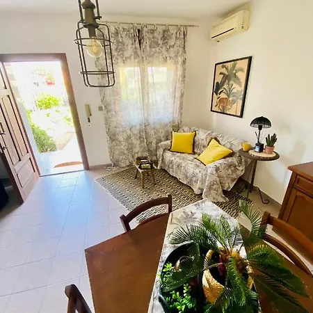 La Marmilla Apartment *